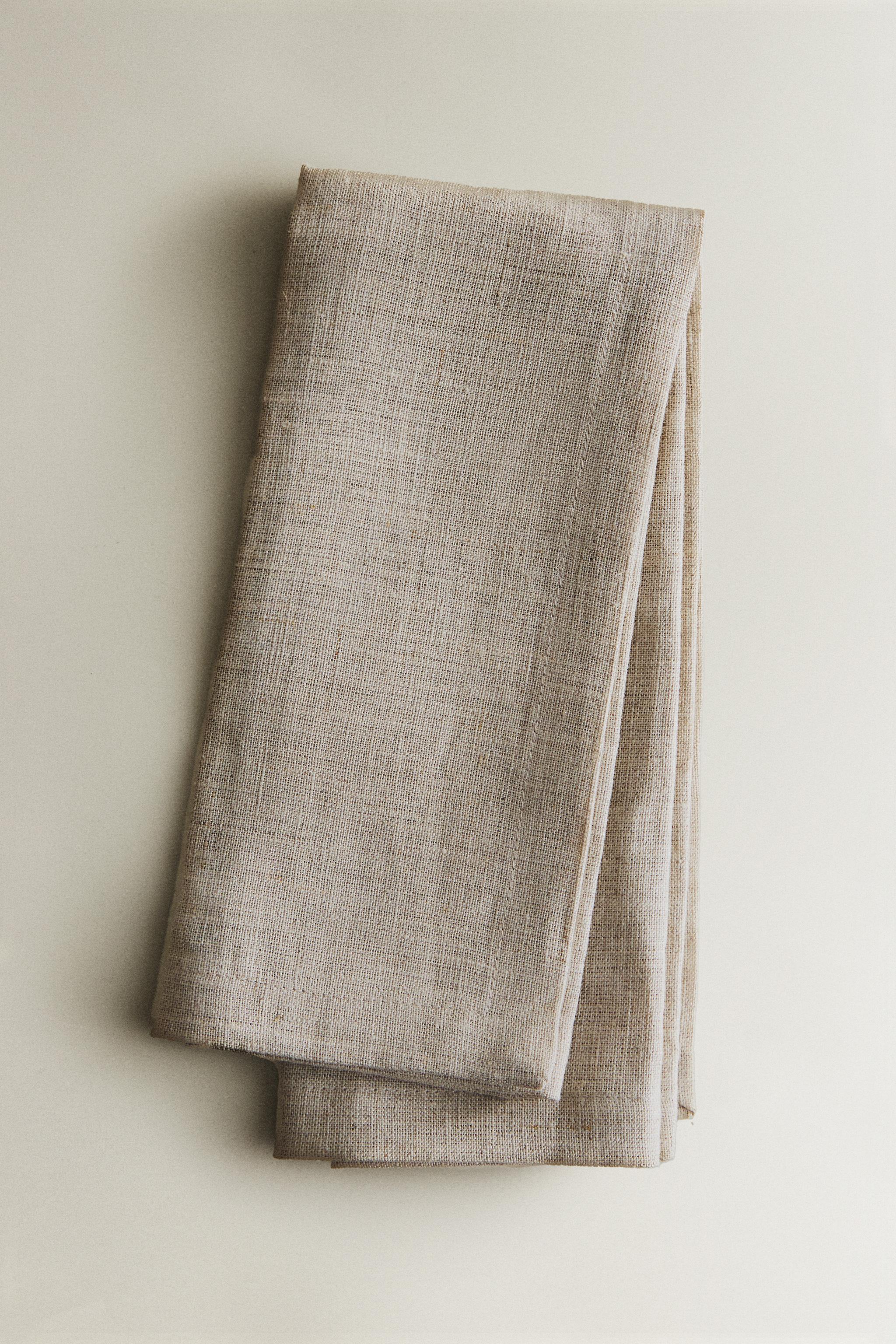 PACK OF PLAIN-COLOURED LINEN NAPKINS
